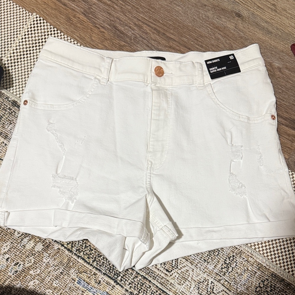Express Women's Cream Jean Shorts